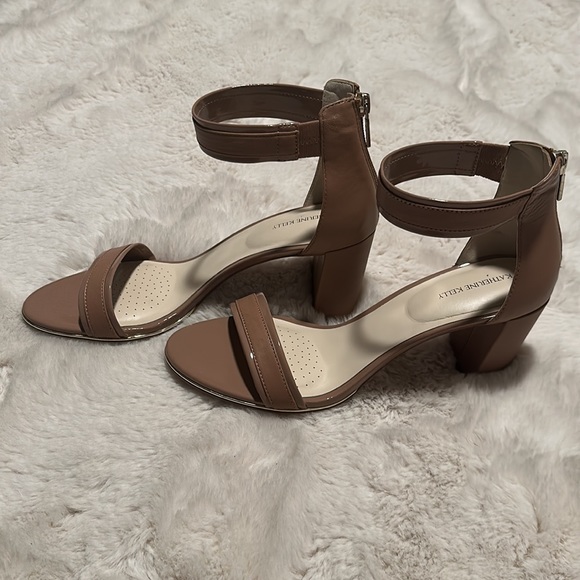 Nude Block heel sandals, size 9.5 - Picture 2 of 5